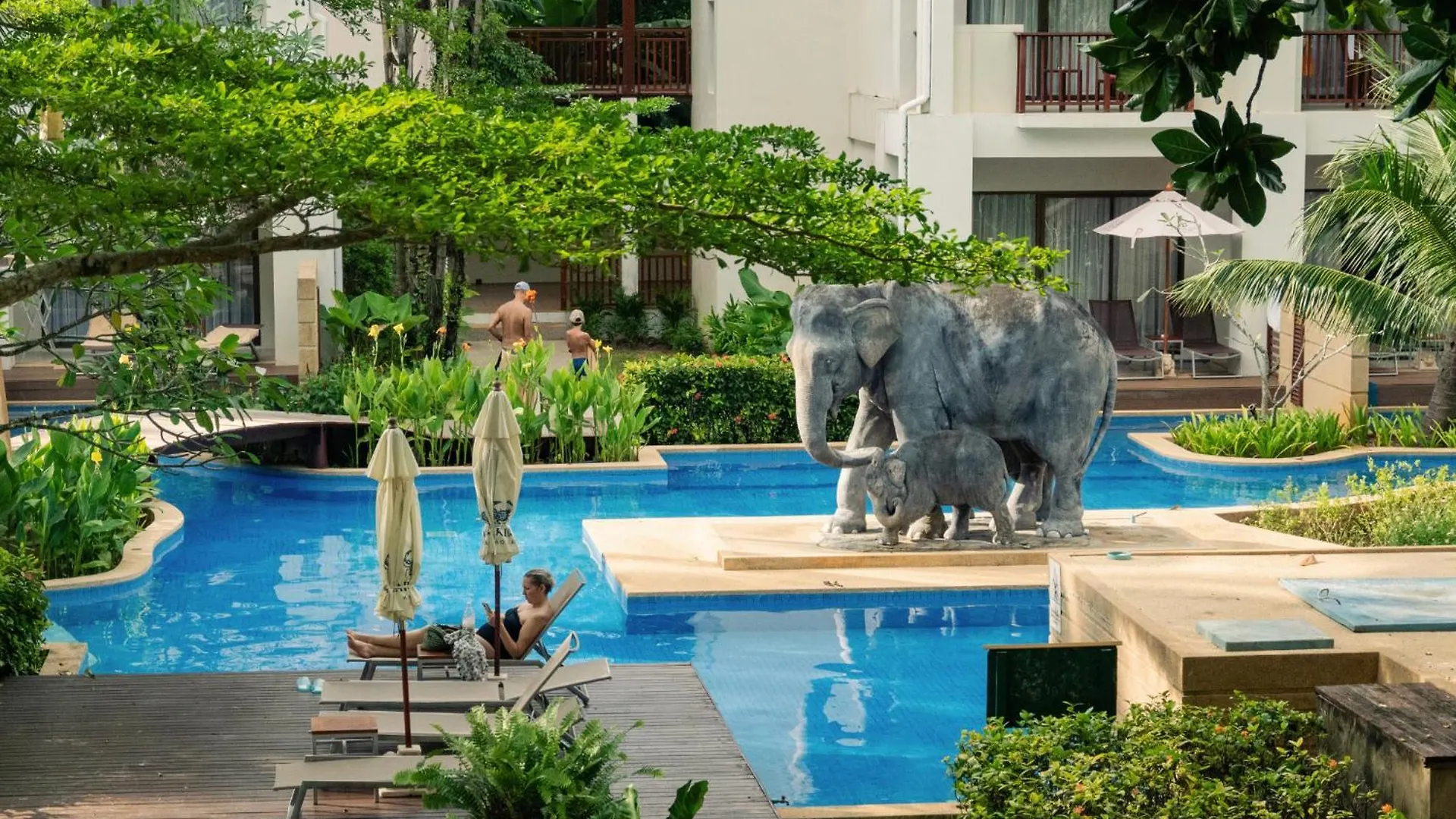 Apsara Beachfront Resort & Villa - Sha Extra Plus Khao Lak