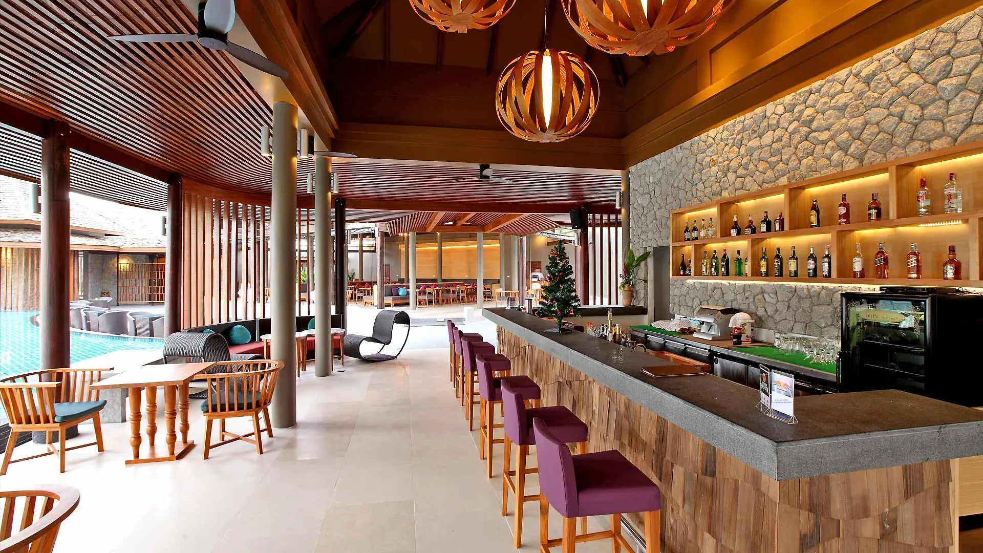 Apsara Beachfront Resort&Villa - SHA Extra Plus Khao Lak