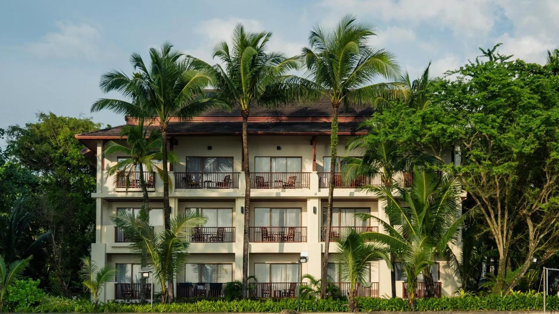 **** Resort Apsara Beachfront Resort&Villa - SHA Extra Plus Khao Lak Thailandia